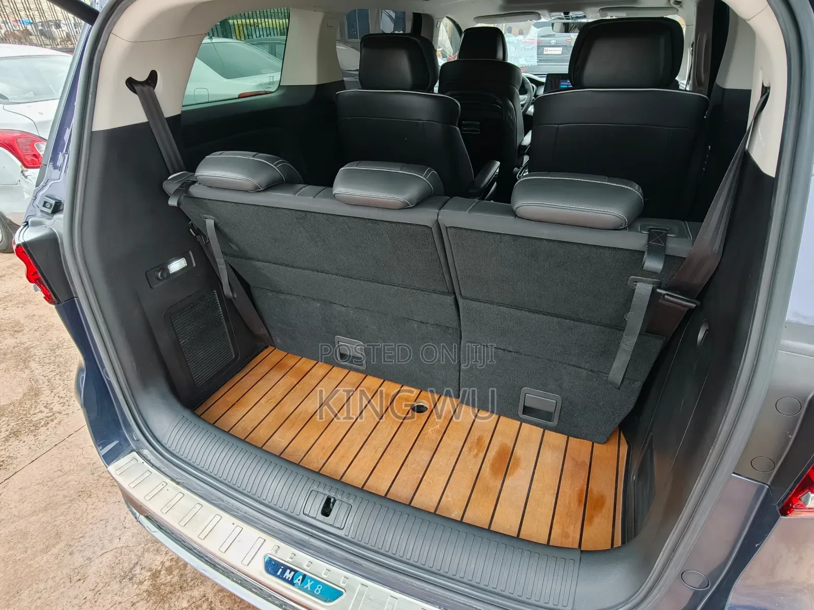 Roewe iMAX8 2020 Blue