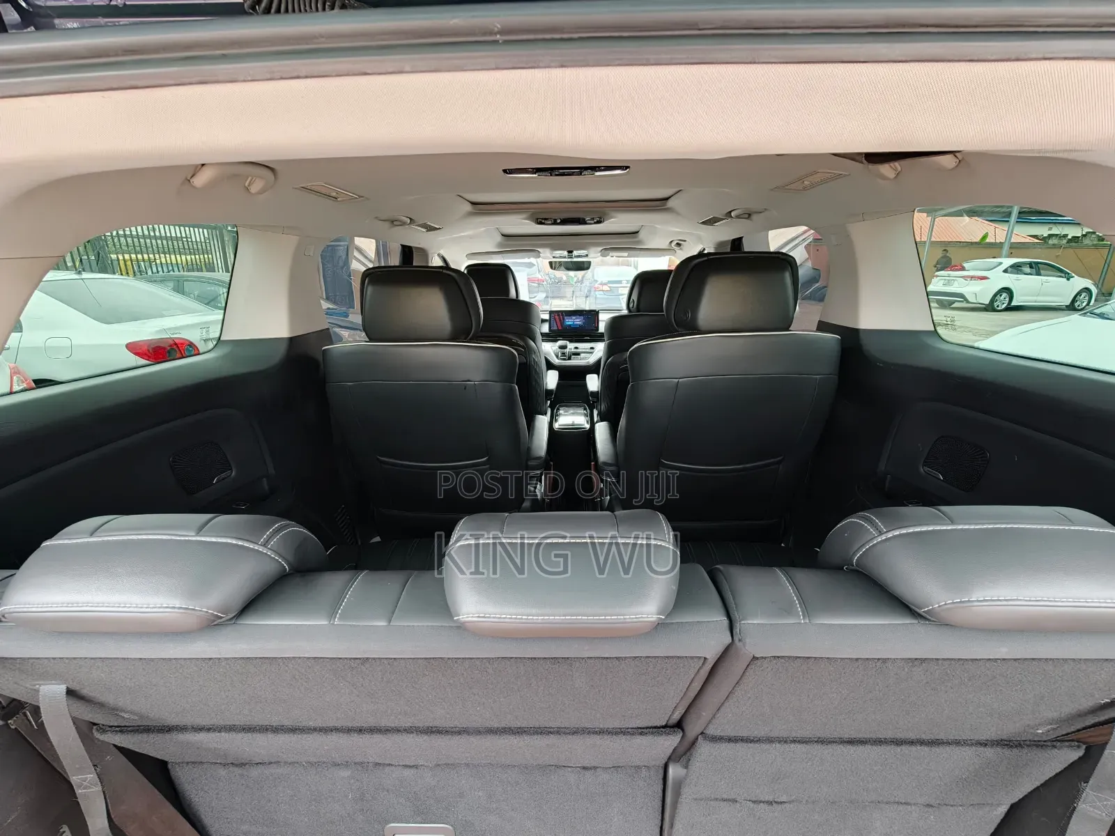 Roewe iMAX8 2020 Blue
