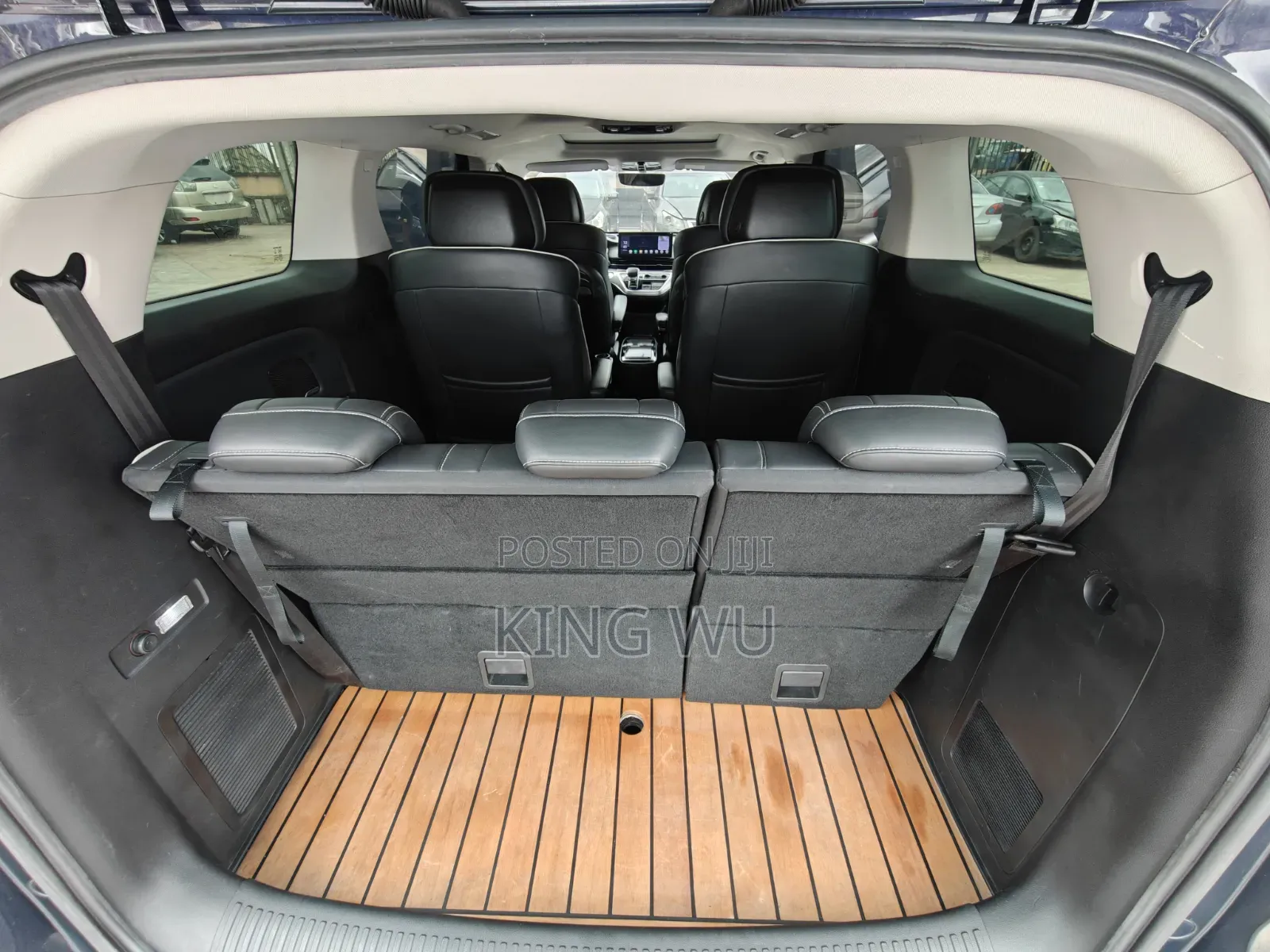 Roewe iMAX8 2020 Blue