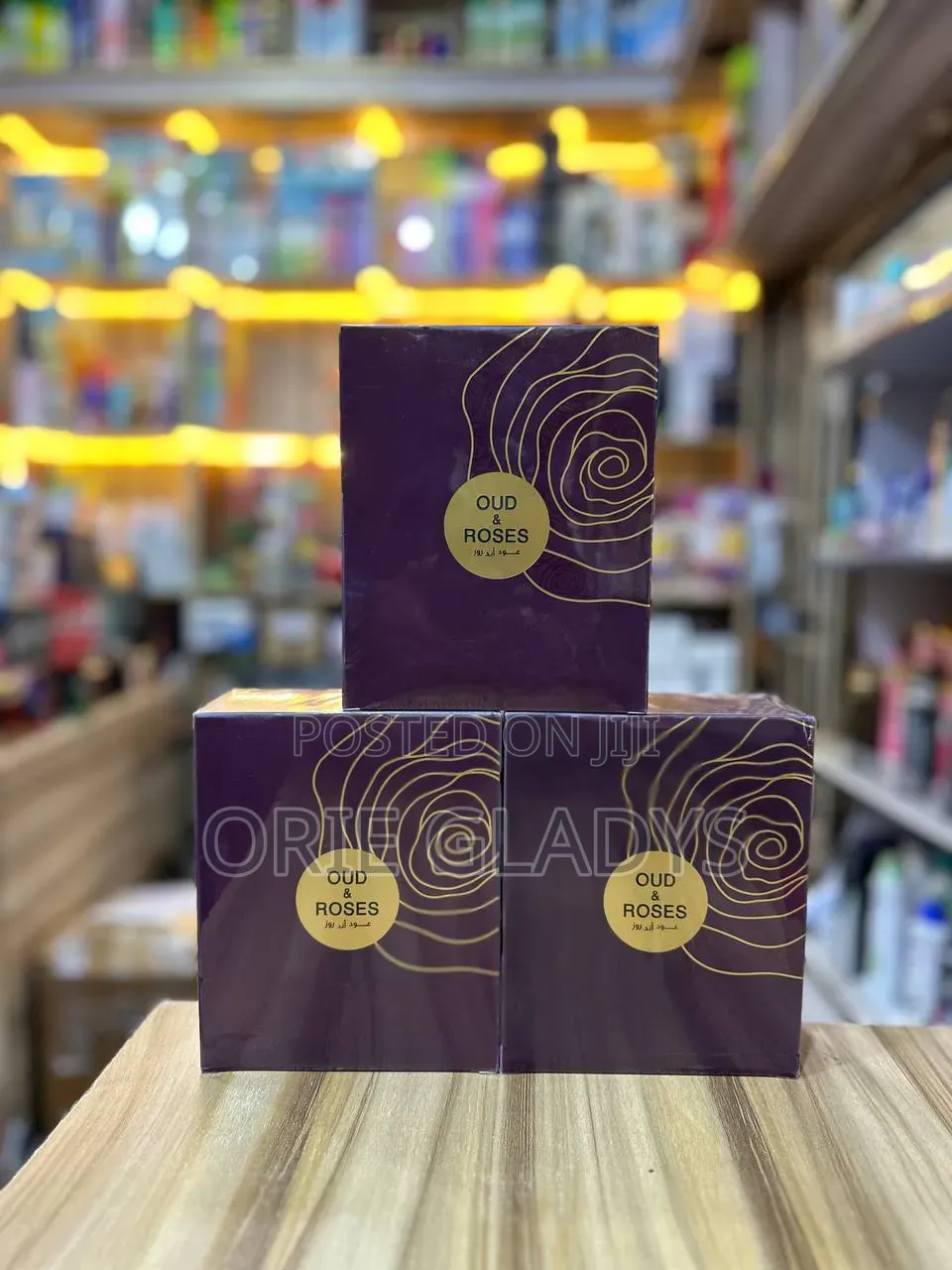 Oud & Roses