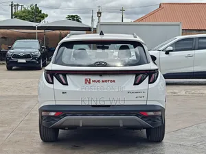 Hyundai Tucson SE 2023 White