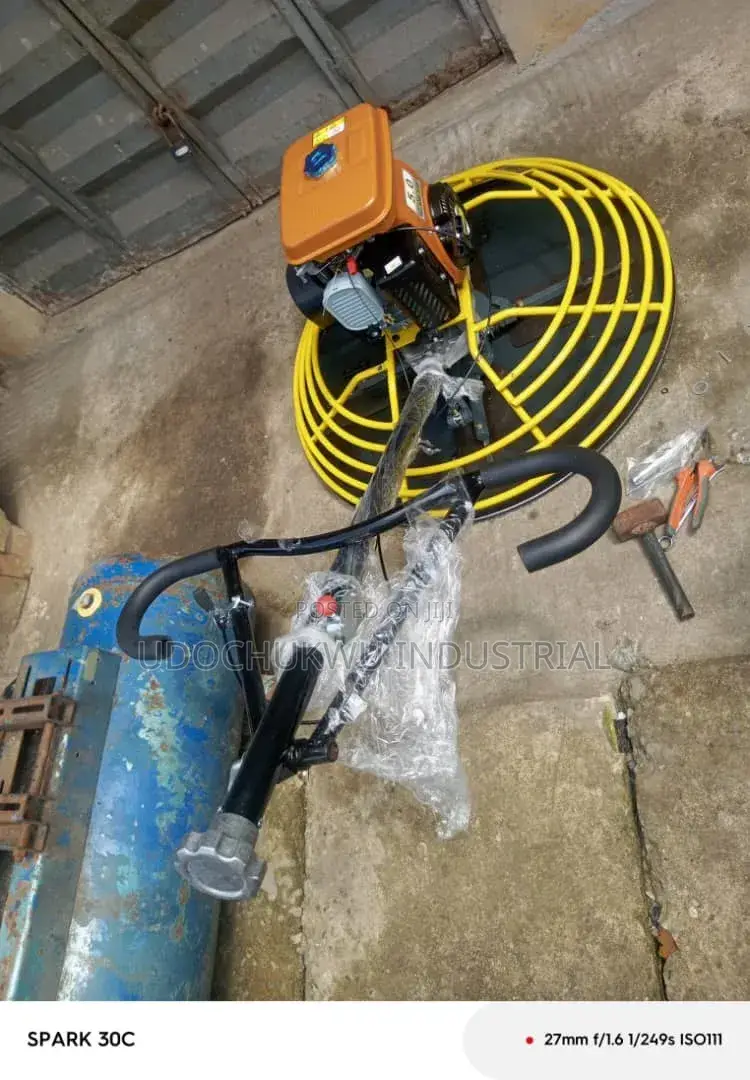 Power Trowel Machine With Robin Engine