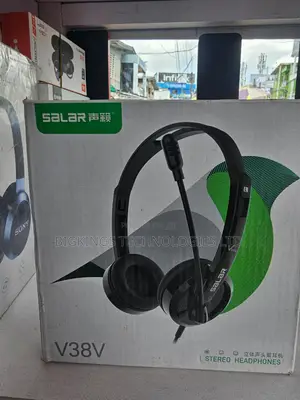 Salar V38V Stereo Headphones With a Boom Mic
