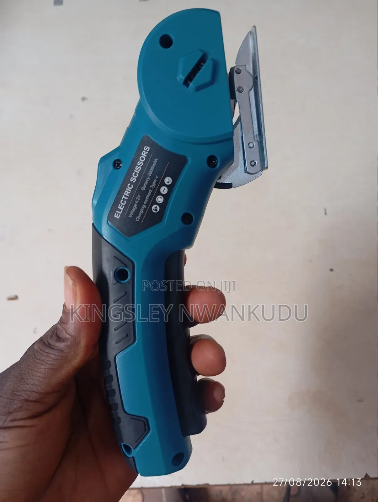 Fabric Cutting Machine