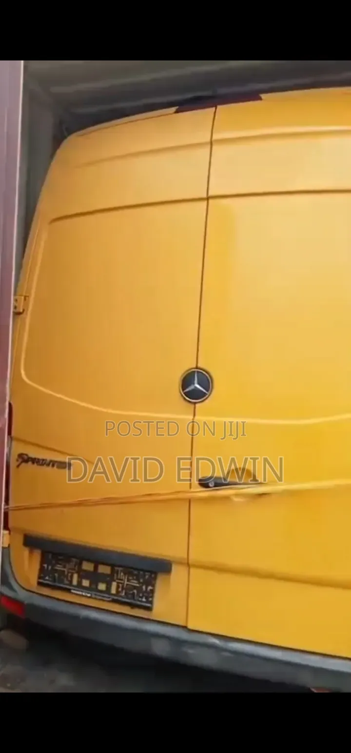Mercedes-Benz Sprinter 2008 Yellow