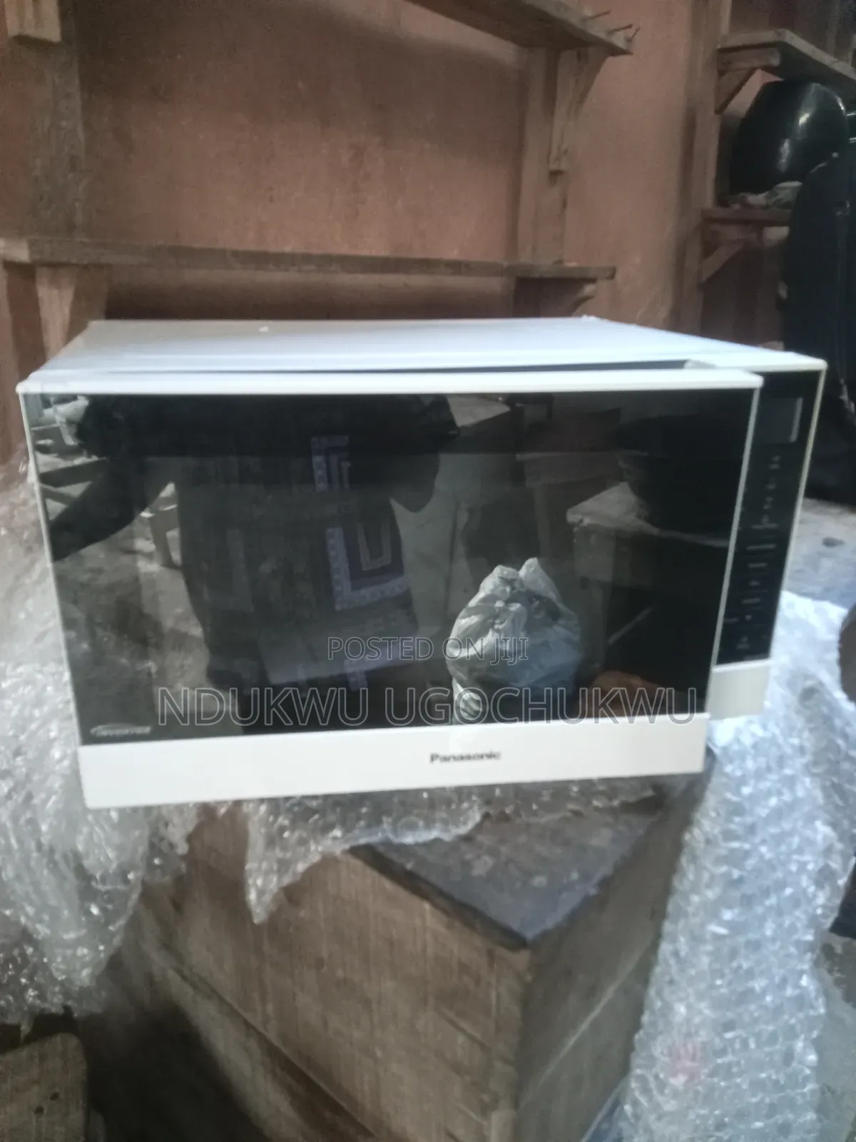 Panasonic 30 Liters Inverter Microwave (Flat Bed and Plate Microwave)