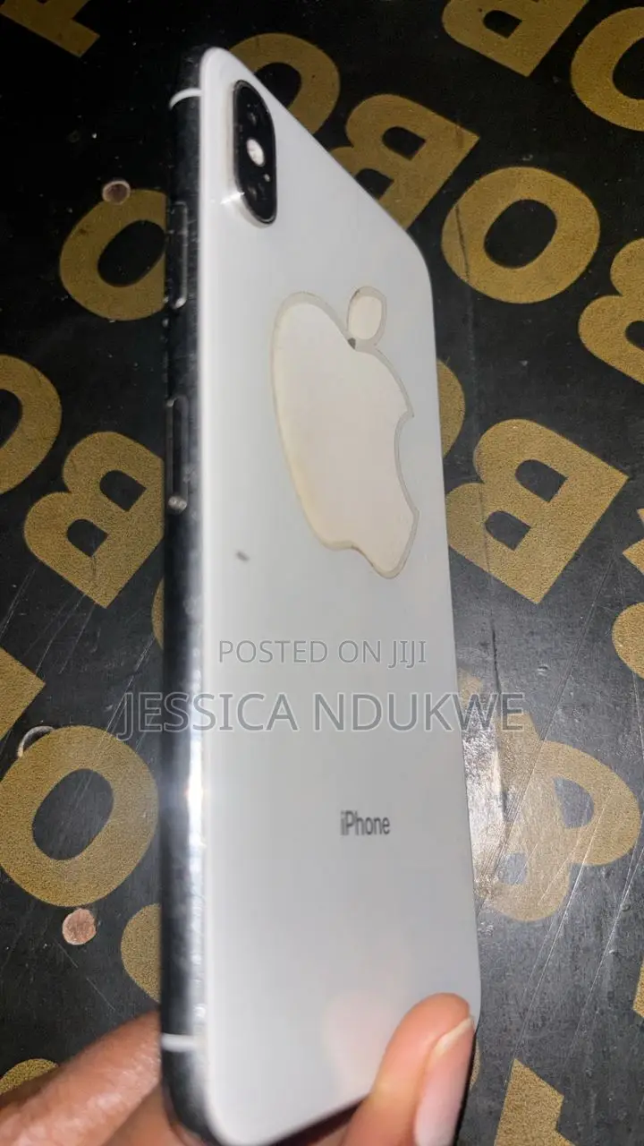 Apple iPhone XS Max 64 GB White