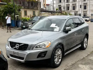 Volvo XC60 T6 AWD 2010 Gray