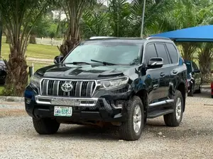 Toyota Land Cruiser 2014 Black