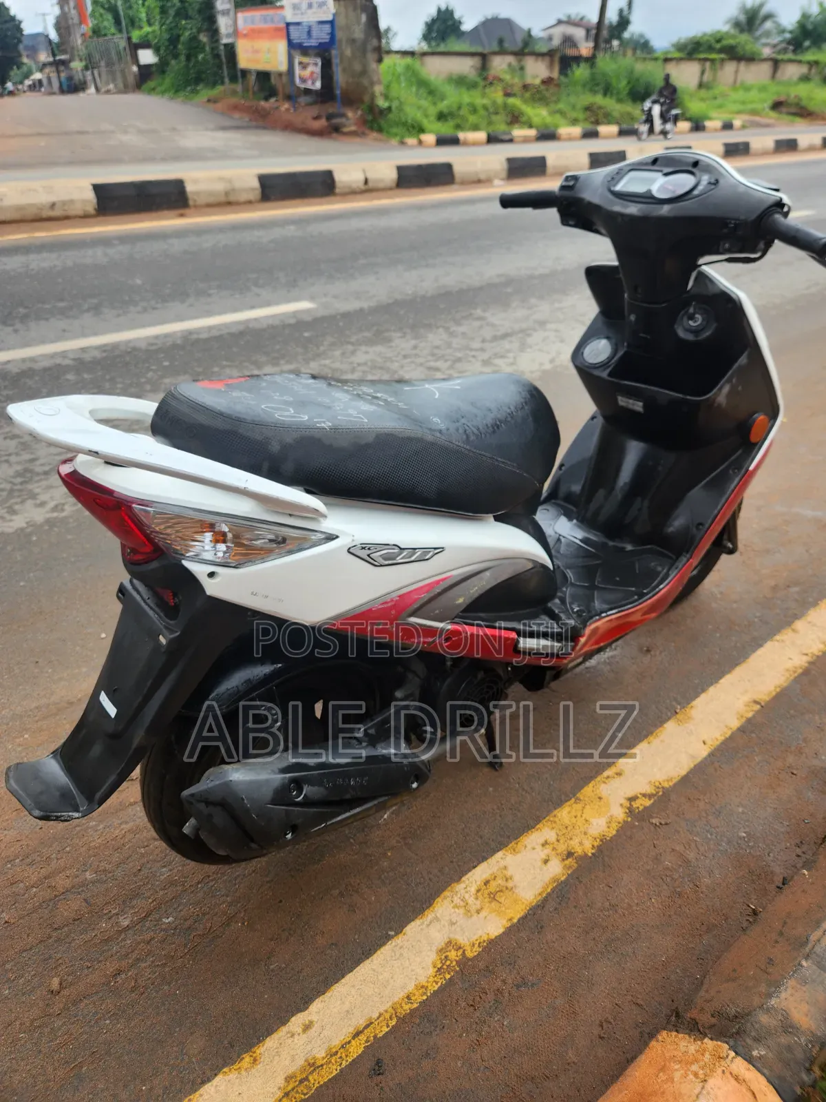 Kymco 2016 White