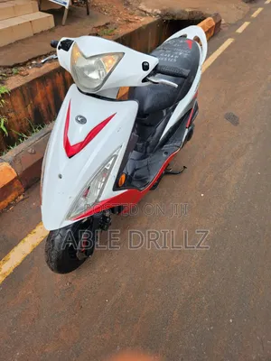 Kymco 2016 White