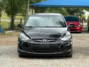Hyundai Accent 2012 Black