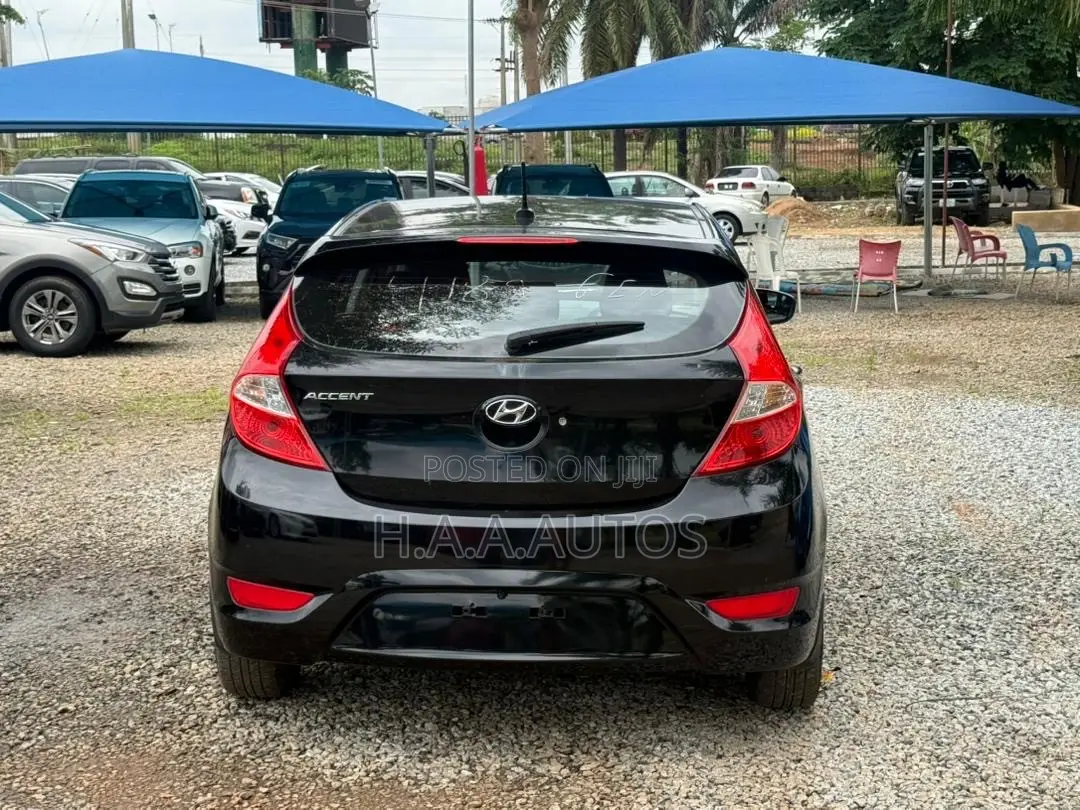 Hyundai Accent 2012 Black