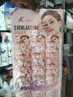 Beautiful Ready-Made Press-on Finger Nails – Different Designs