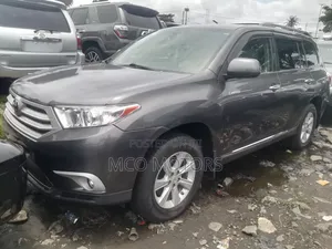 Toyota Highlander 2012 Gray
