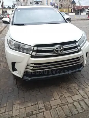 Toyota Highlander 2019 White