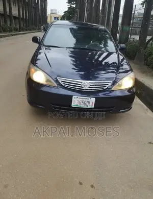 Toyota Camry LE 4dr Sedan (2.4L 4cyl 4A) 2004 Blue