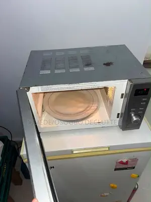 Microwave Oven