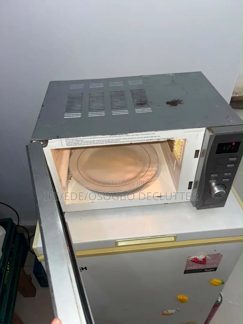 Microwave Oven