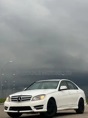 Mercedes-Benz C300 2008 White