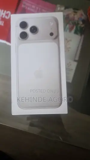 New Apple iPhone 17 Pro Max 2 TB Silver