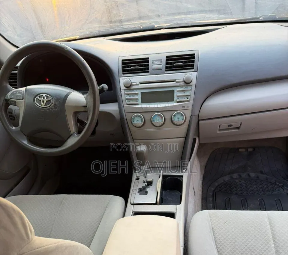 Toyota Camry 2008