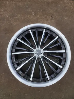 18-Inch Rim for Toyota and Lexus Cars.