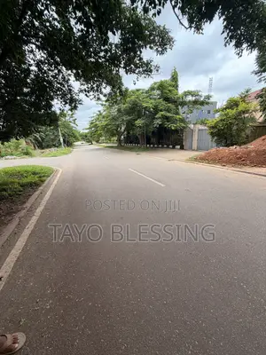 3bdrm Apartment in Zone B for sale