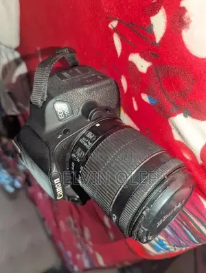 Original Japan Clean Canon EOS 700D DSLR Camera With Kit Lens