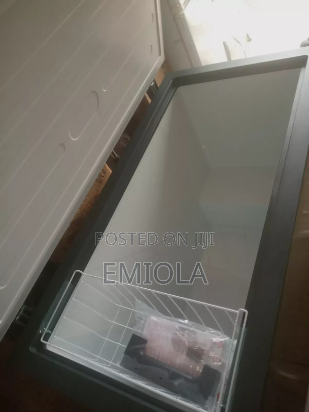 LG 305 Freezer
