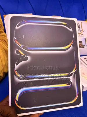 New Apple iPad Pro 13 (2025) 256 GB Black
