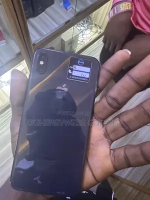 Apple iPhone XS Max 64 GB Black