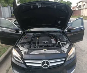 Mercedes-Benz C300 Sport 4Matic Sedan AWD (2.0L 4cyll 7A) 2016 Black
