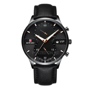 Reward 
Leather Strap Wristwatch