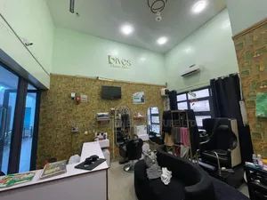 Unisex Salon for Sale at Ringroad