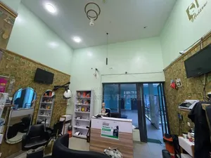 Unisex Salon for Sale at Ringroad