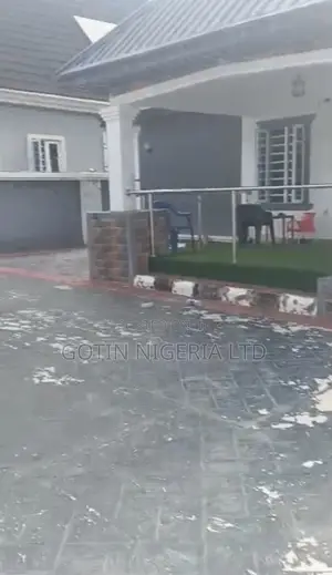3bdrm Bungalow in Gotin Nigeria Ltd, Benin City for sale