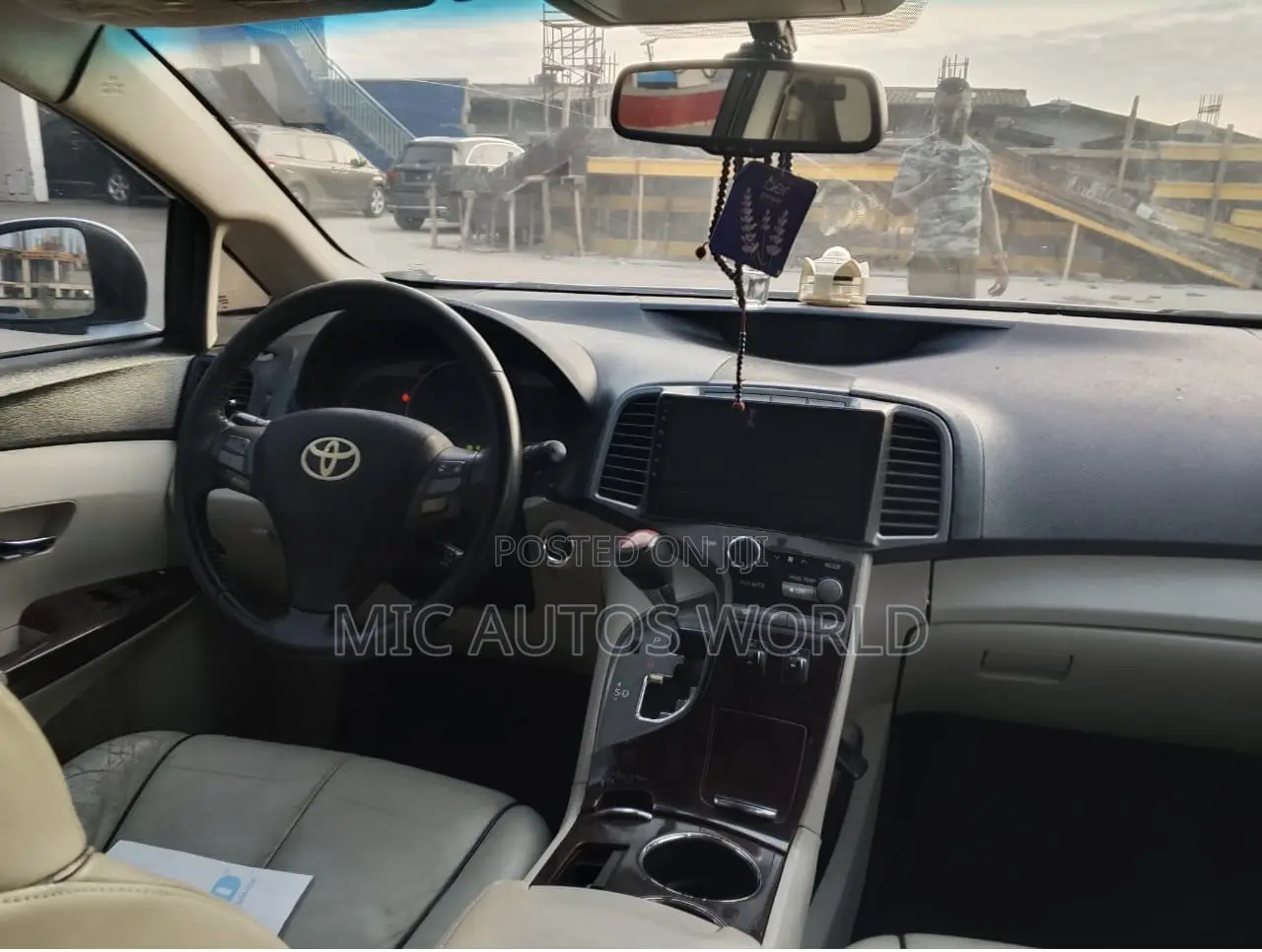 Toyota Venza 2011 White