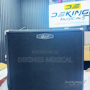 Professional Cort Bass Amplifier Combo Speaker Cm150B for Bass Guitar