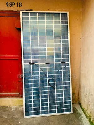 550watts Jinko Solar Panel