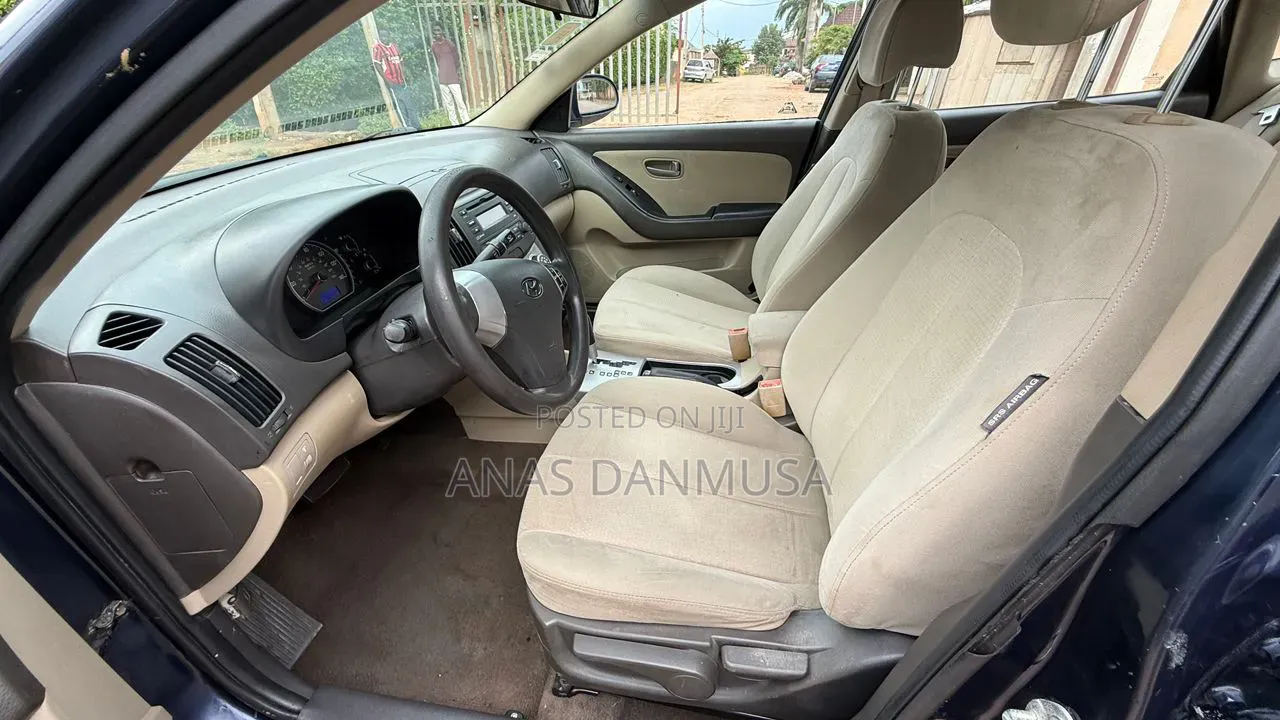 Hyundai Elantra 2009 Blue