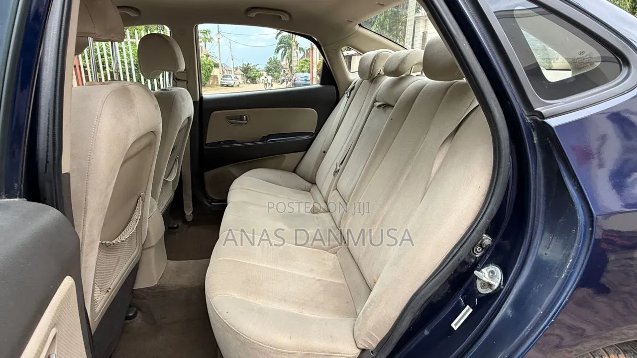 Hyundai Elantra 2009 Blue