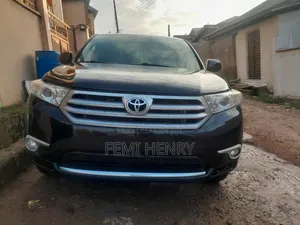 Toyota Highlander 2011 Black