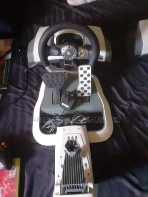 Xbox 360 Force Feedback Racing Wheel