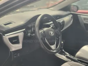 Toyota Corolla LE 4dr Sedan (1.8L 4cyl CVT) 2014 Black