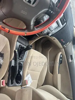 Honda Accord 2005 Gold