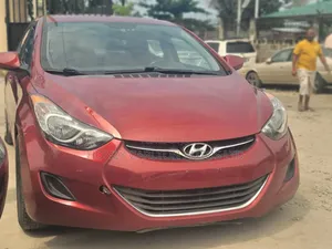 Hyundai Elantra GLS Sedan FWD (1.8L 4cyl 6A) 2013 Red