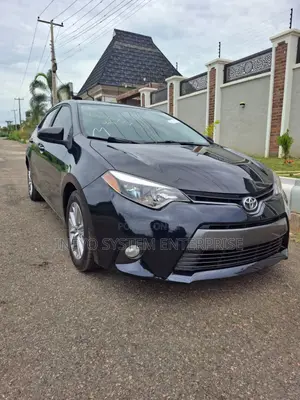 Toyota Corolla LE Premium 4dr Sedan (1.8L 4cyl CVT) 2015 Black