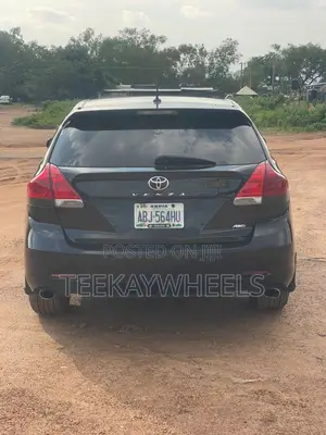 Toyota Venza AWD 2011 Black