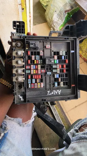 2018 - 2020 Ford F150 Fuse Box